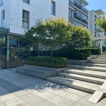 Apartment Baltic Inspiration - Guest Favorite, 200m To Beach, 75 Sqm, 2 King Bedrooms, Jacuzzi Bath, Balcony, Underground Parking, Super Host *