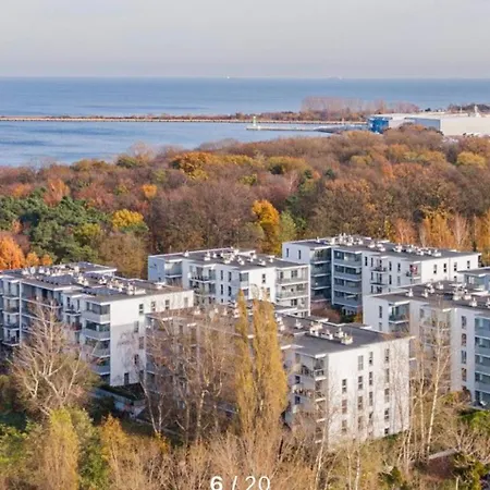 Baltic Inspiration - Guest Favorite, 200m To Beach, 75 Sqm, 2 King Bedrooms, Jacuzzi Bath, Balcony, Underground Parking, Super Host * Gdansk