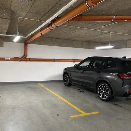 Baltic Inspiration - Guest Favorite, Location, 75 Sqm, 2 King Bedrooms, Jacuzzi Bath, Parking, Super Host * גדנסק