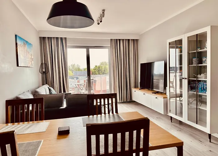 Διαμέρισμα Baltic Inspiration - Guest Favorite, Location, 75 Sqm, 2 King Bedrooms, Jacuzzi Bath, Parking, Super Host *