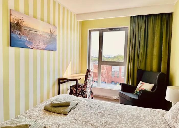 Baltic Inspiration - Guest Favorite, Location, 75 Sqm, 2 King Bedrooms, Jacuzzi Bath, Parking, Super Host * Γκντανσκ